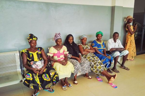 guinea29BB5080F-36B0-831A-63A3-B53F057E296C.jpg